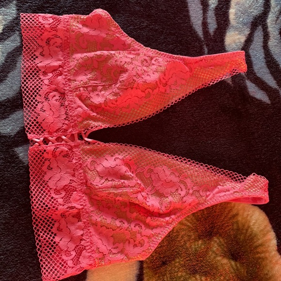 Bralette - Picture 4 of 7